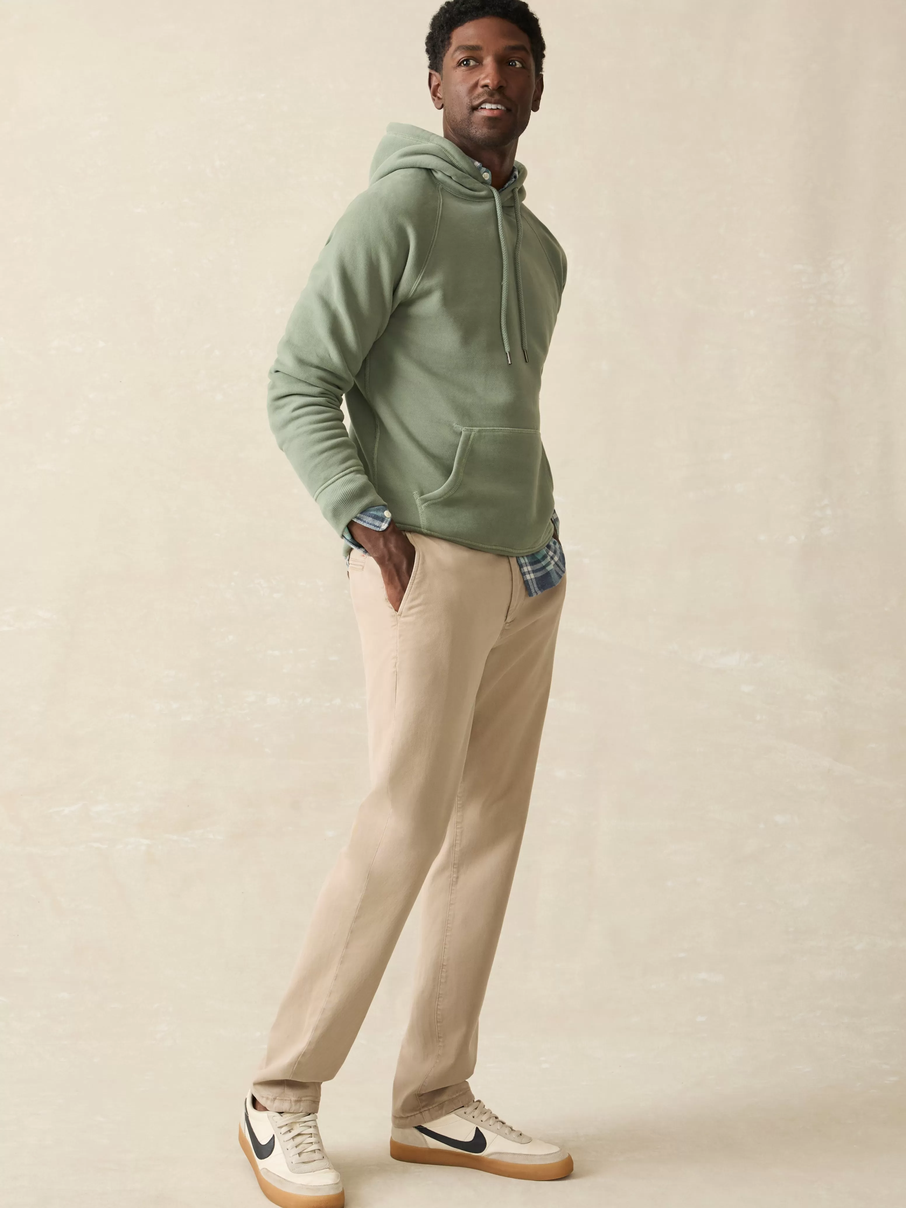 Coastline Chino - | Faherty Brand Online