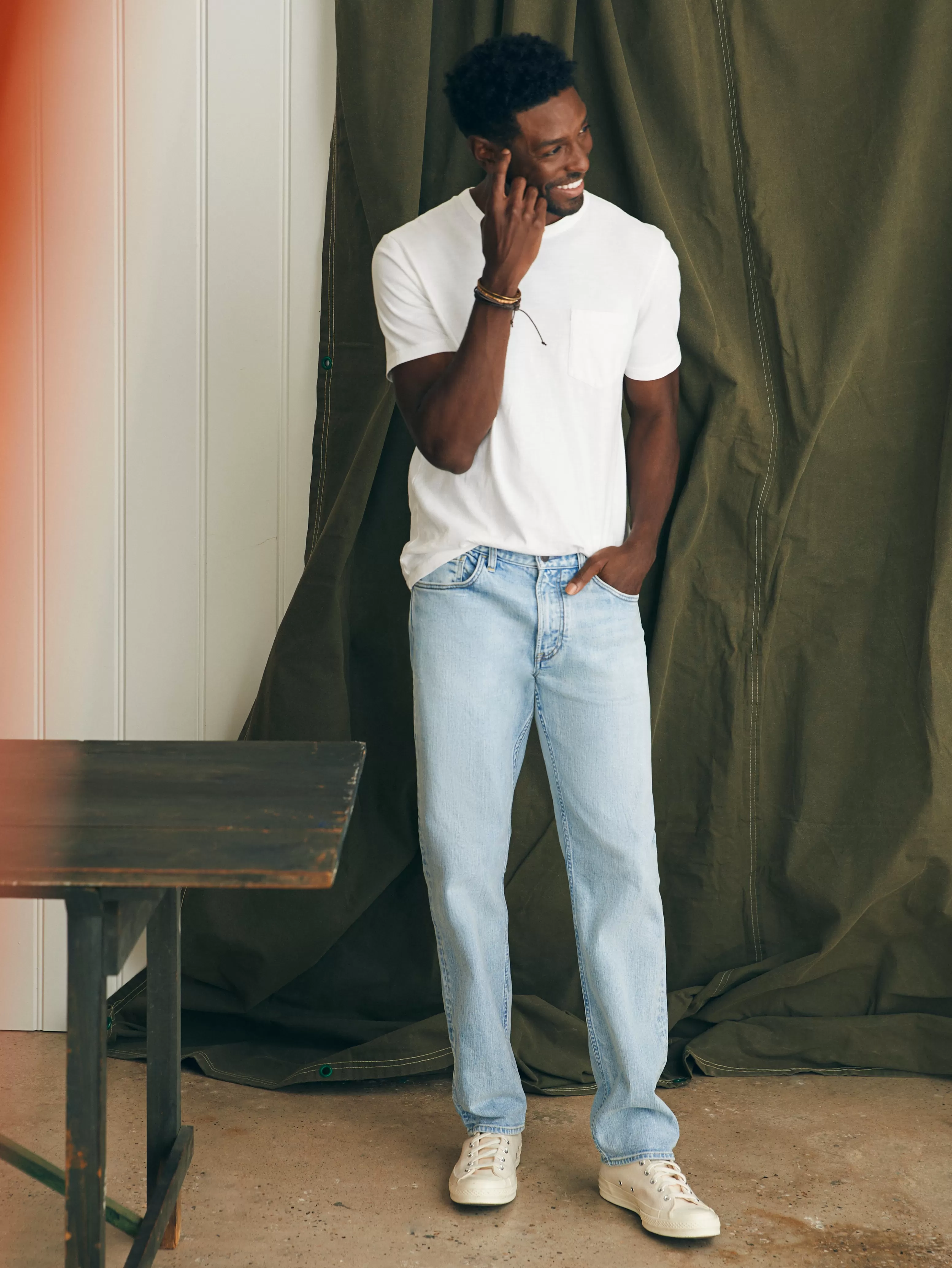 Organic Cotton Slim Straight Denim (32" Inseam) - | Faherty Brand Best