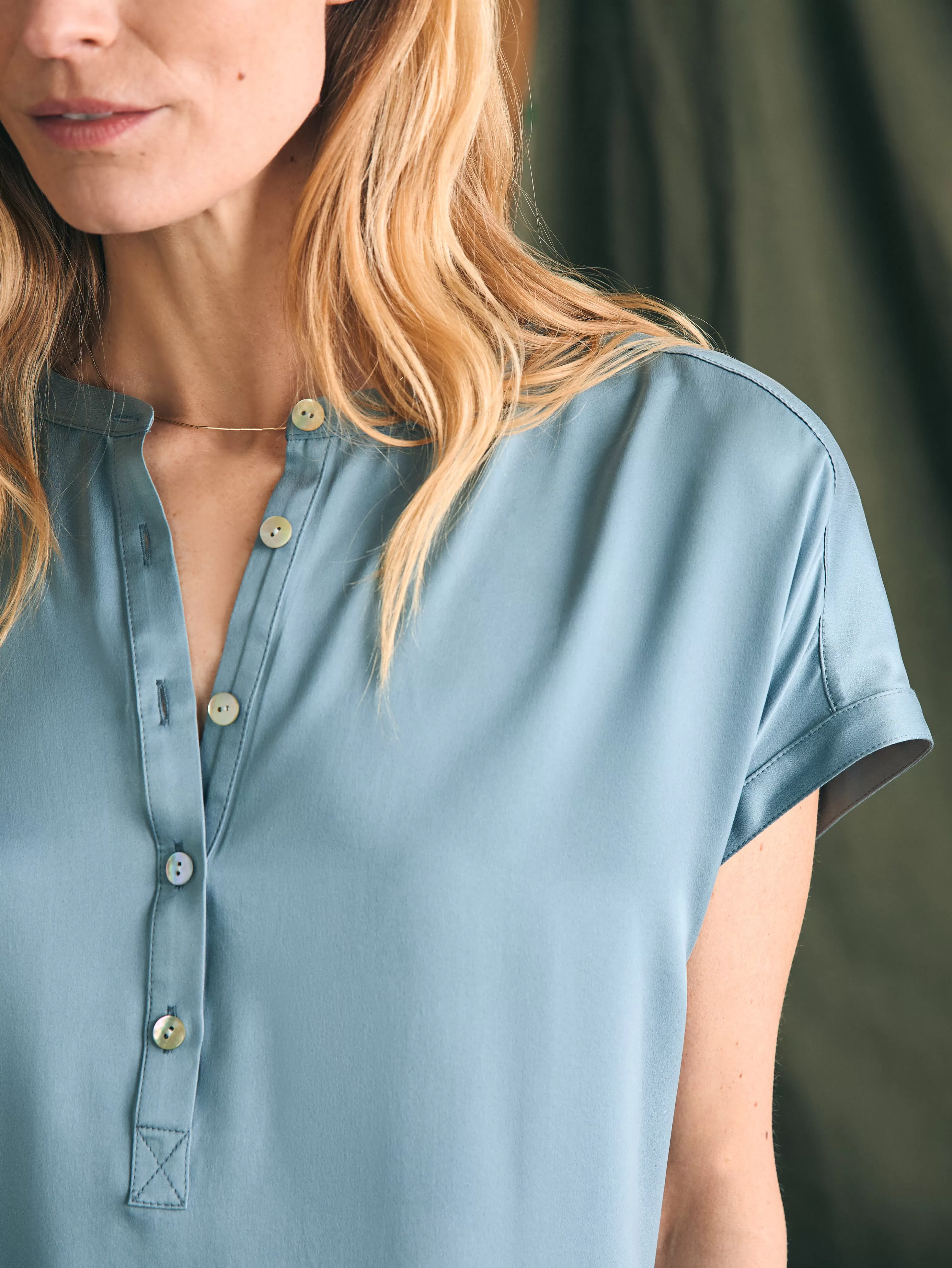 Sandwashed Silk Desmond Top - | Faherty Brand Discount