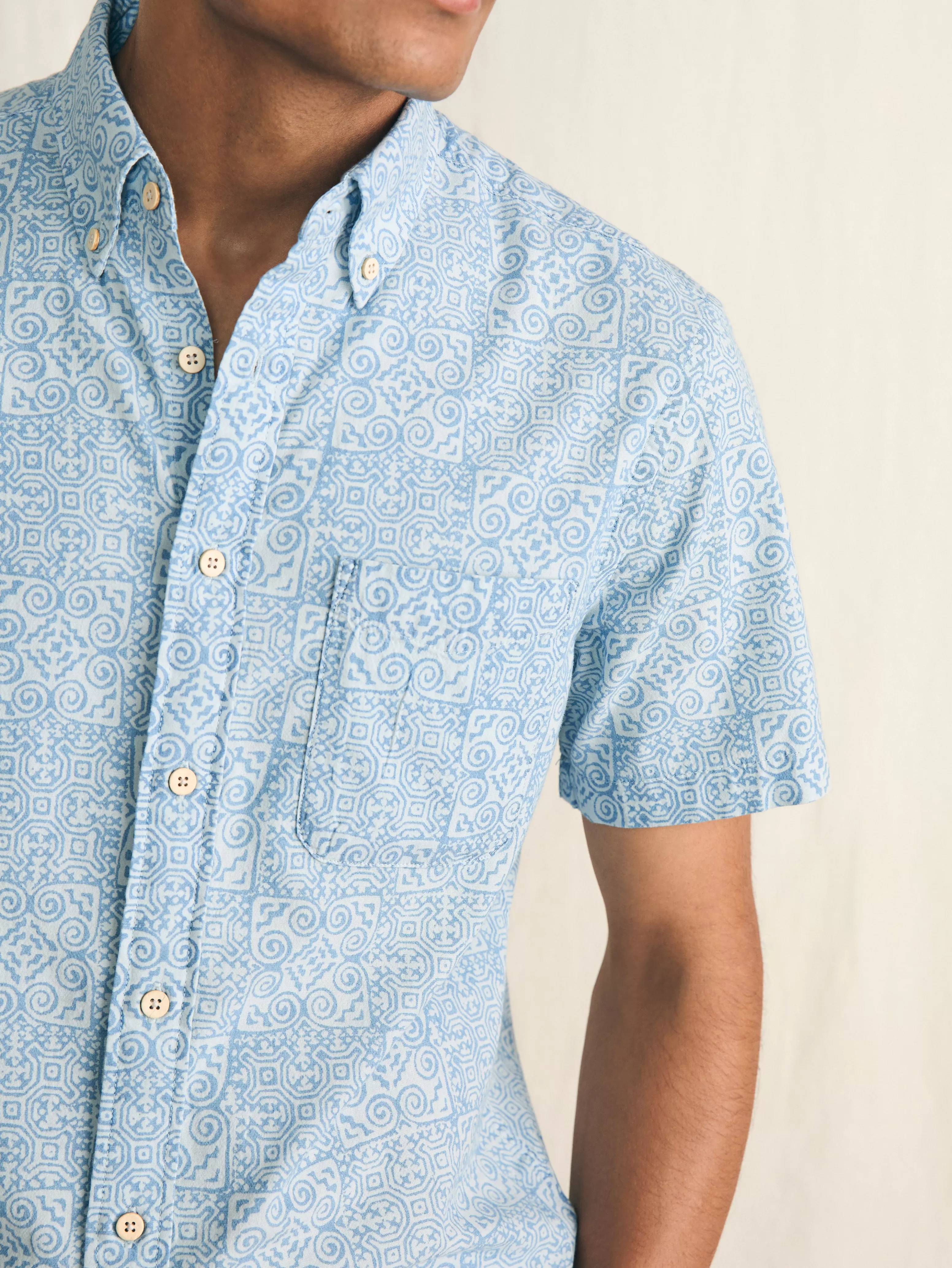 Short-Sleeve Stretch Playa Shirt (Tall) - | Faherty Brand Fashion