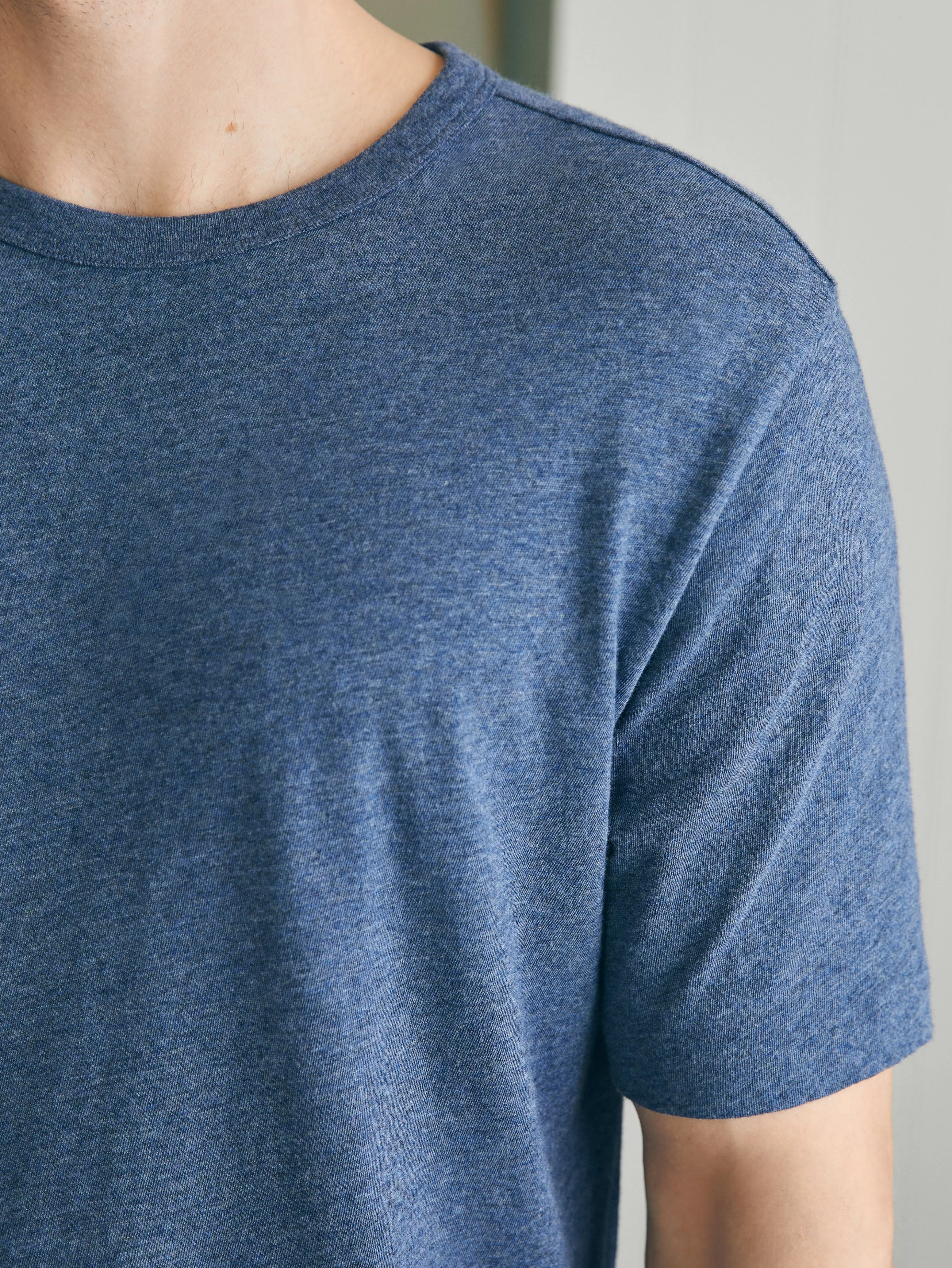 Short-Sleeve Vintage Chambray Tee - | Faherty Brand Store