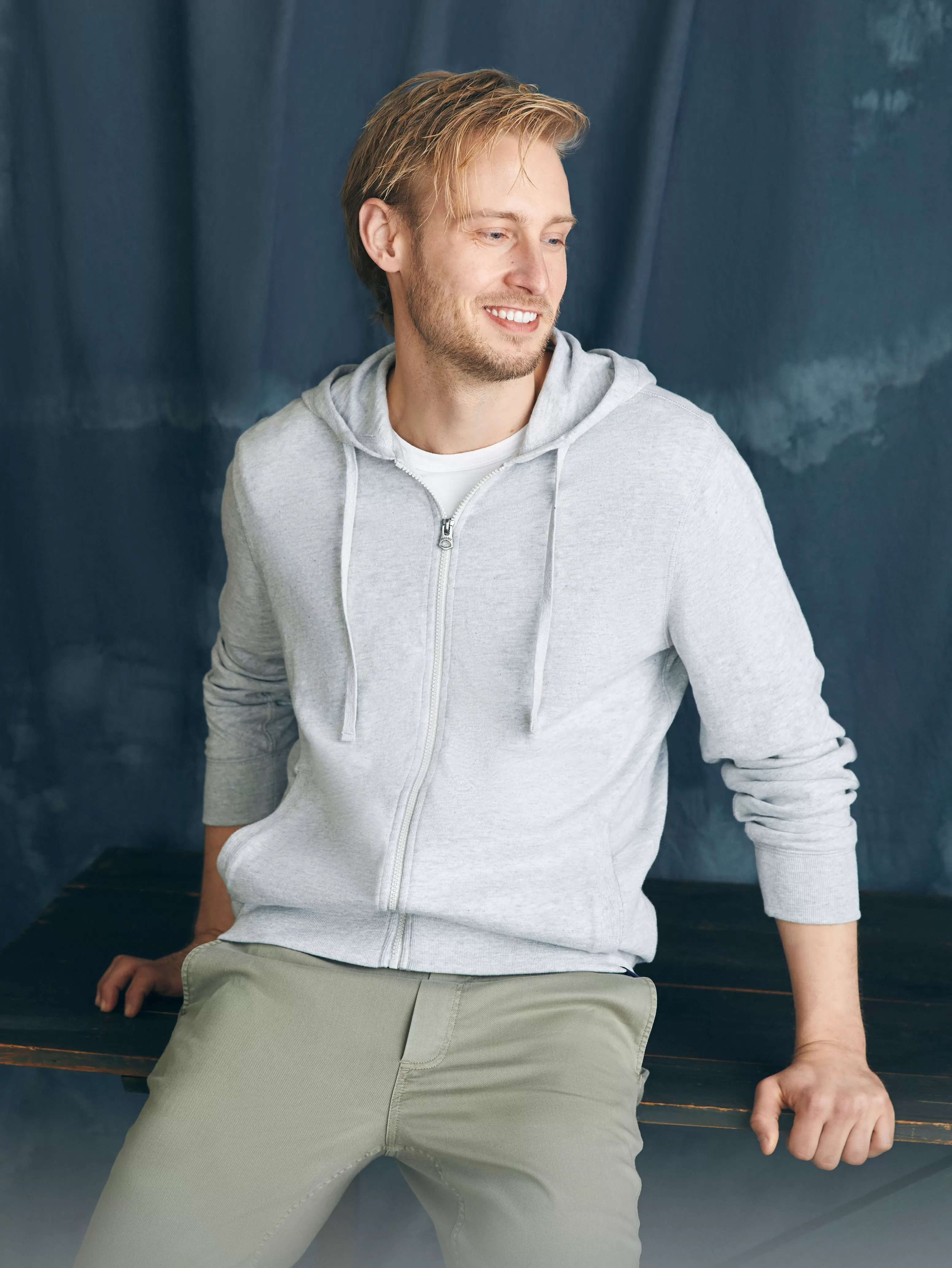 Sunwashed Slub Zip Hoodie - | Faherty Brand Best Sale