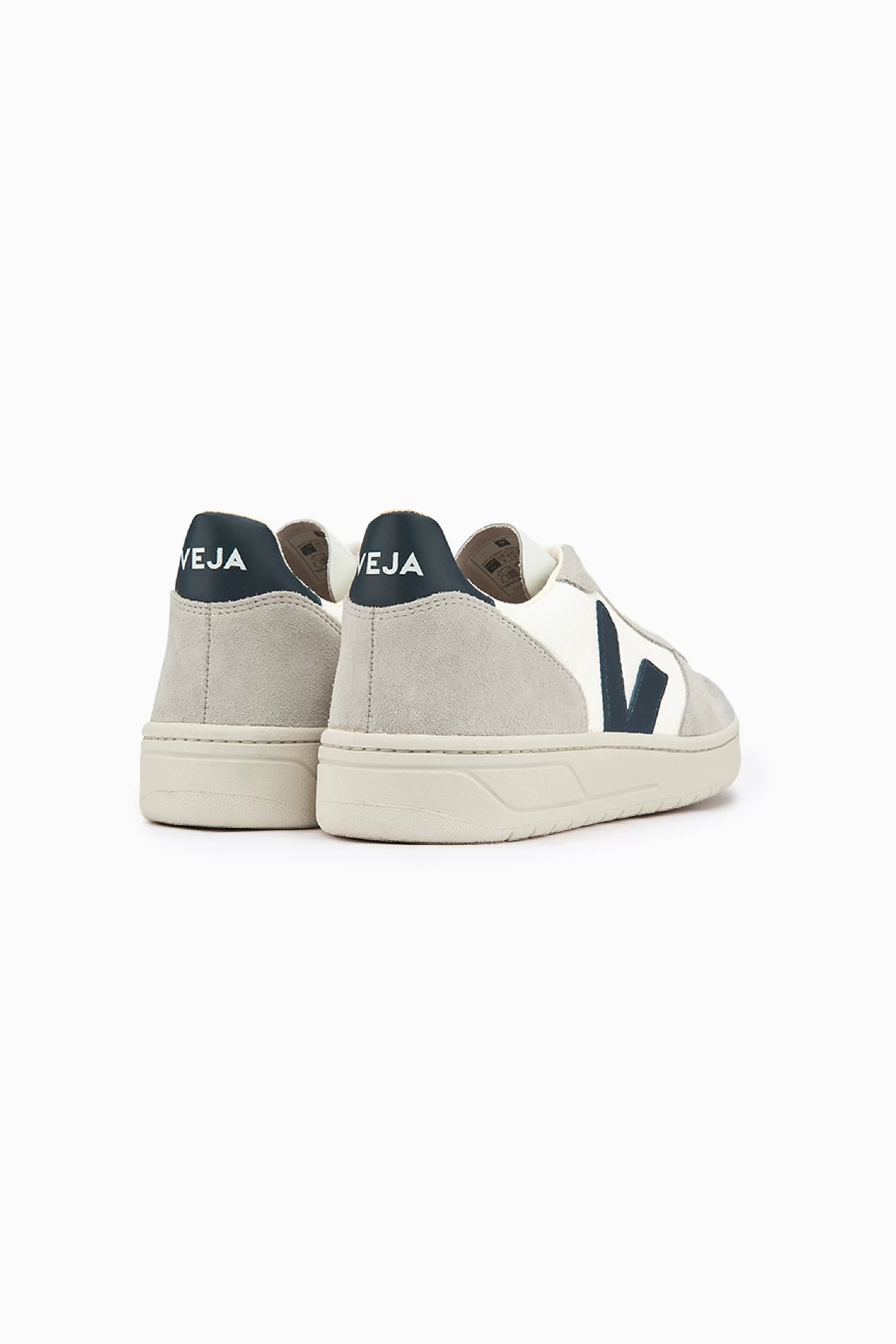 VEJA Men's V-10 - | Faherty Brand Hot