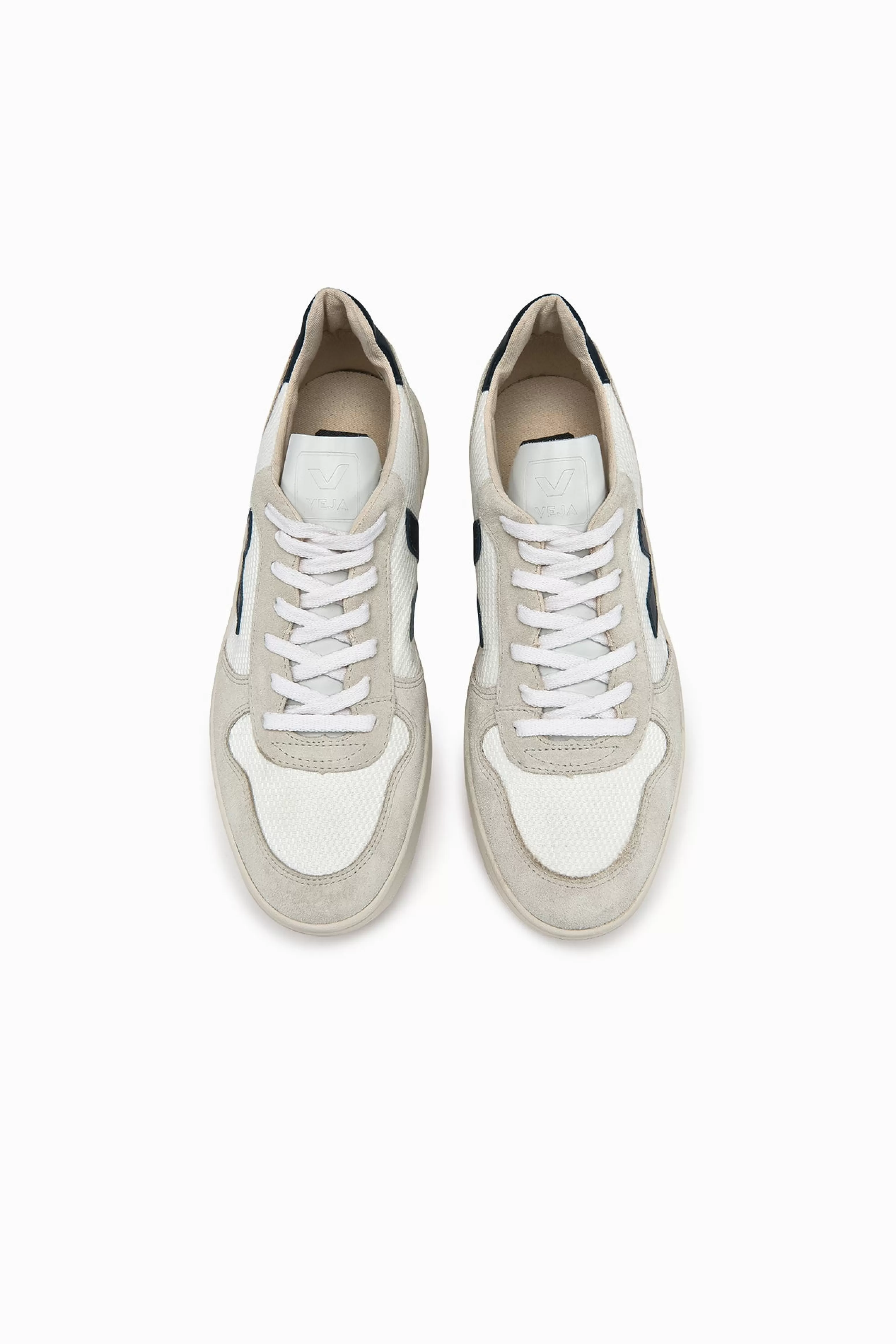 VEJA Women's V-10 - | Faherty Brand Clearance