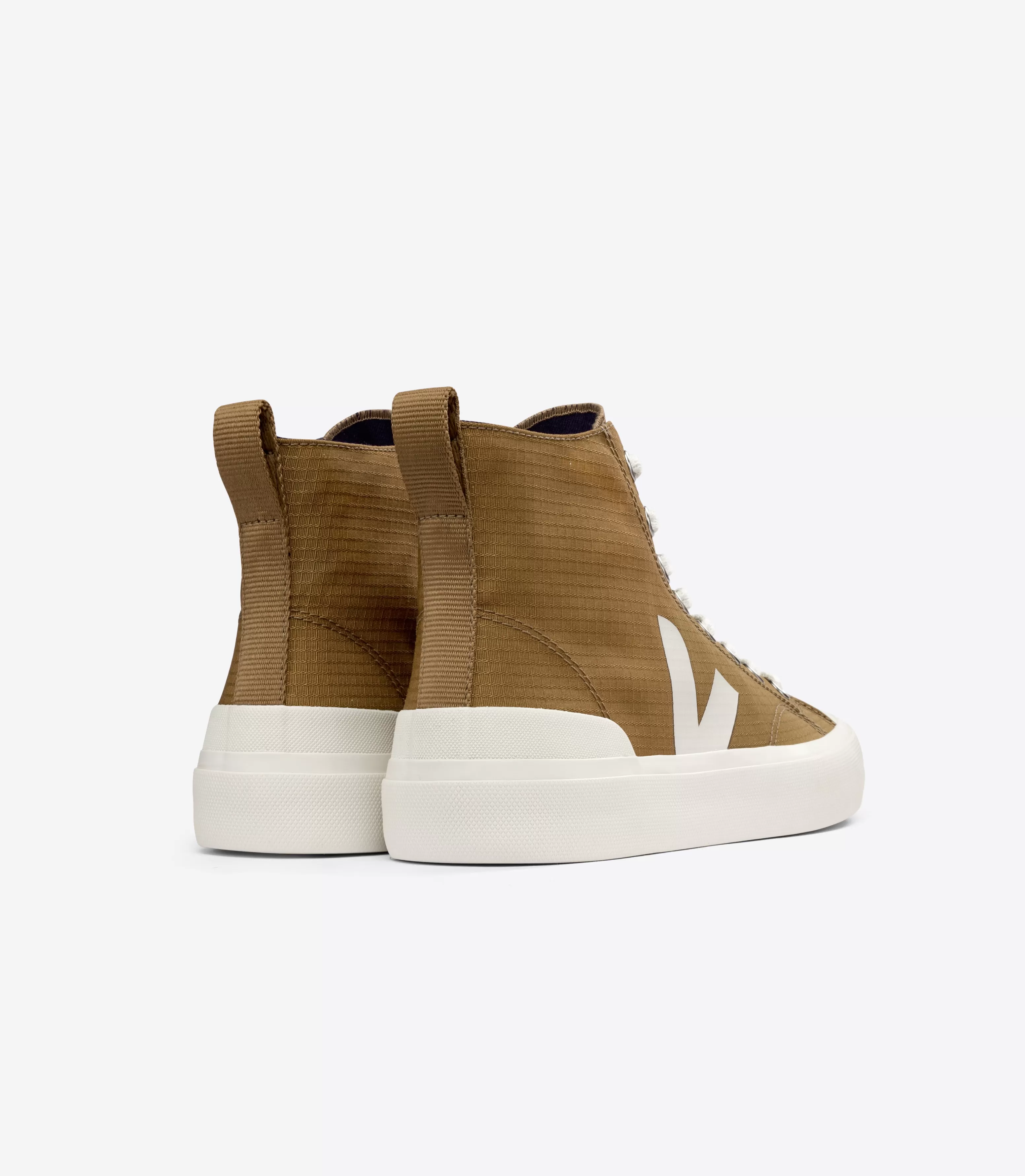 VEJA Women's Wata II - | Faherty Brand Hot